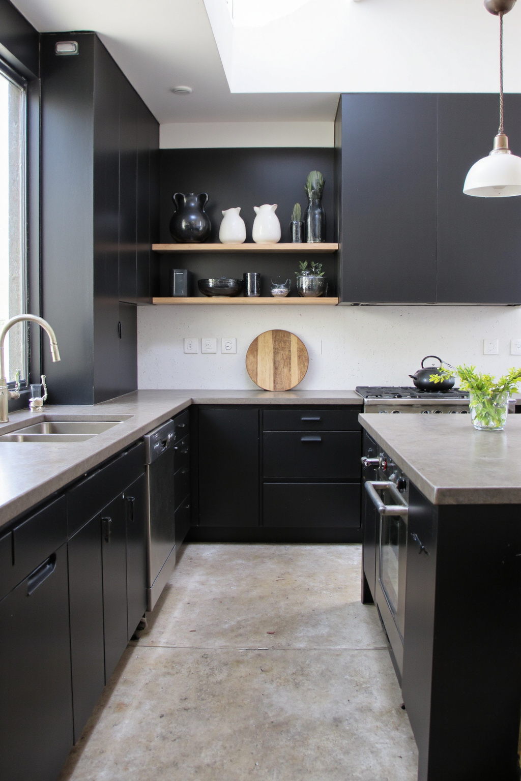 industrial style kitchen, industrial kitchen design, rustic industrial kitchen design, french industrial kitchen design, urban industrial decor