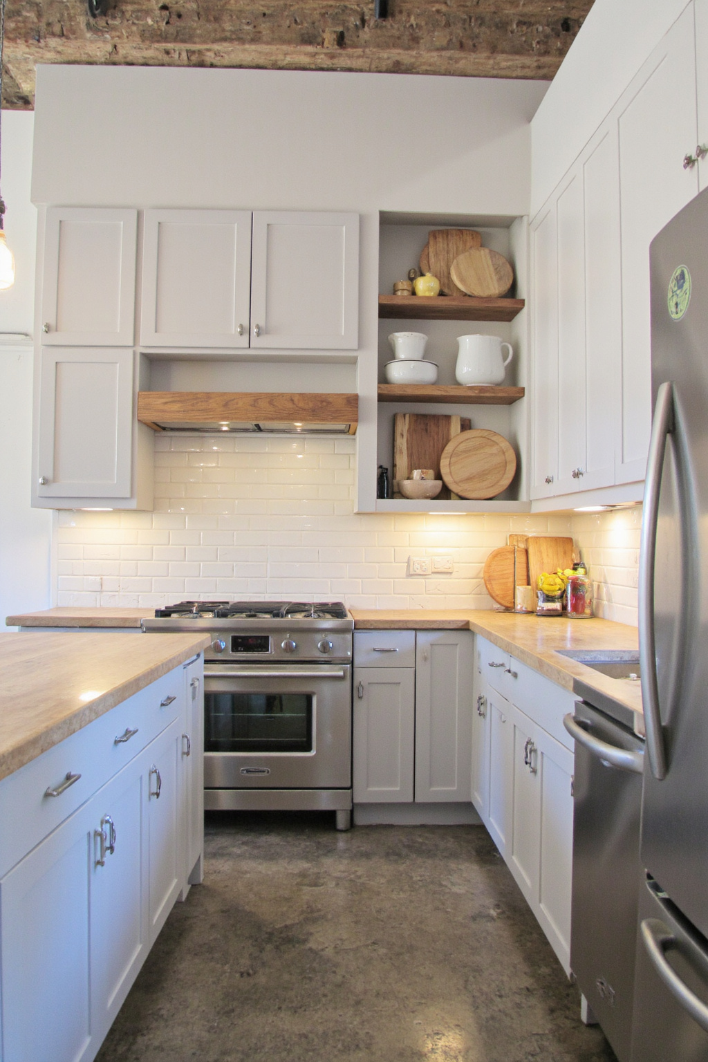 industrial decor kitchen, industrial kitchen design, kitchen furniture design, industrial kitchen aesthetic, industrial interior design kitchen
