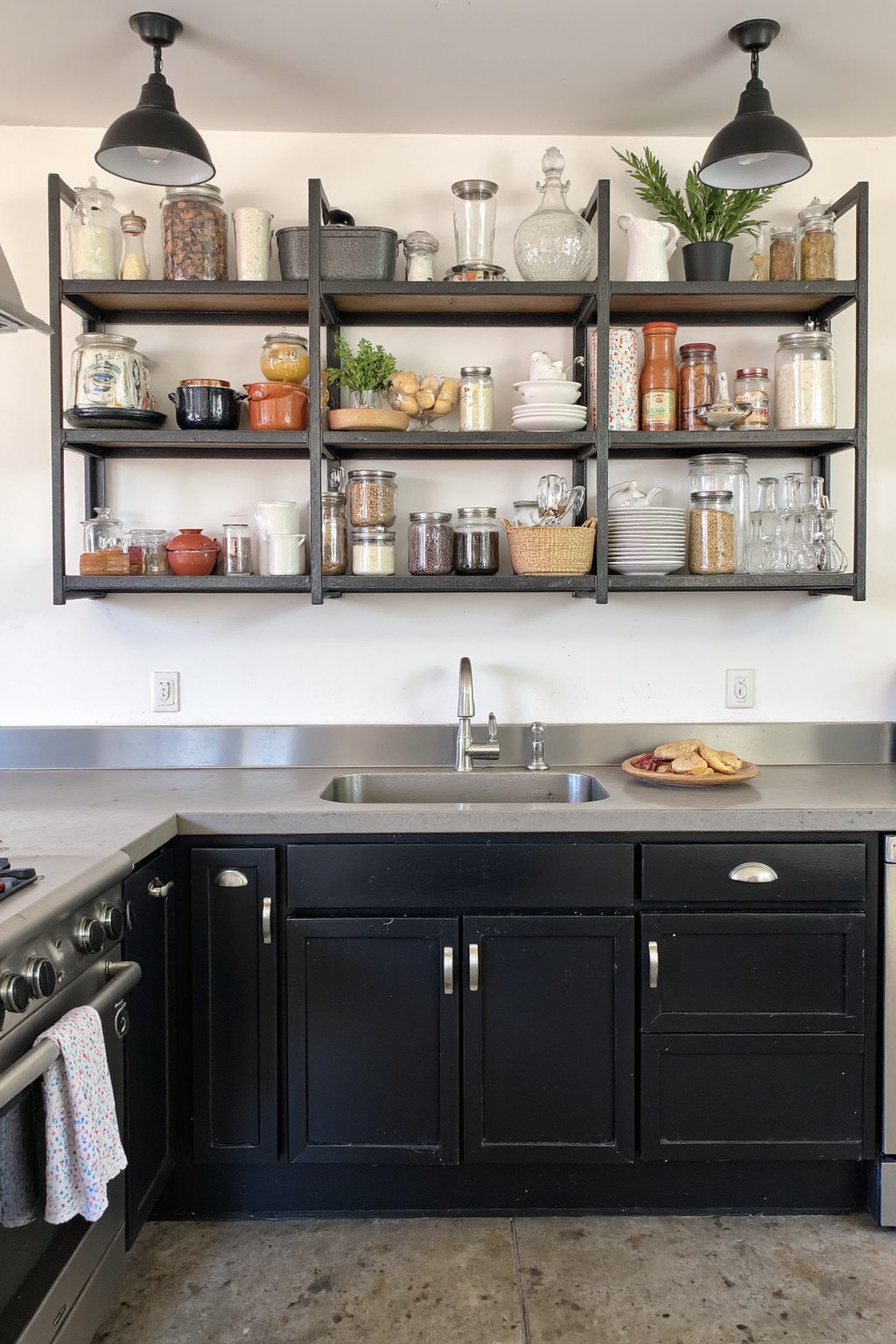 industrial kitchen design, industrial kitchen, test kitchen design, cold kitchen design, industrial concrete kitchen