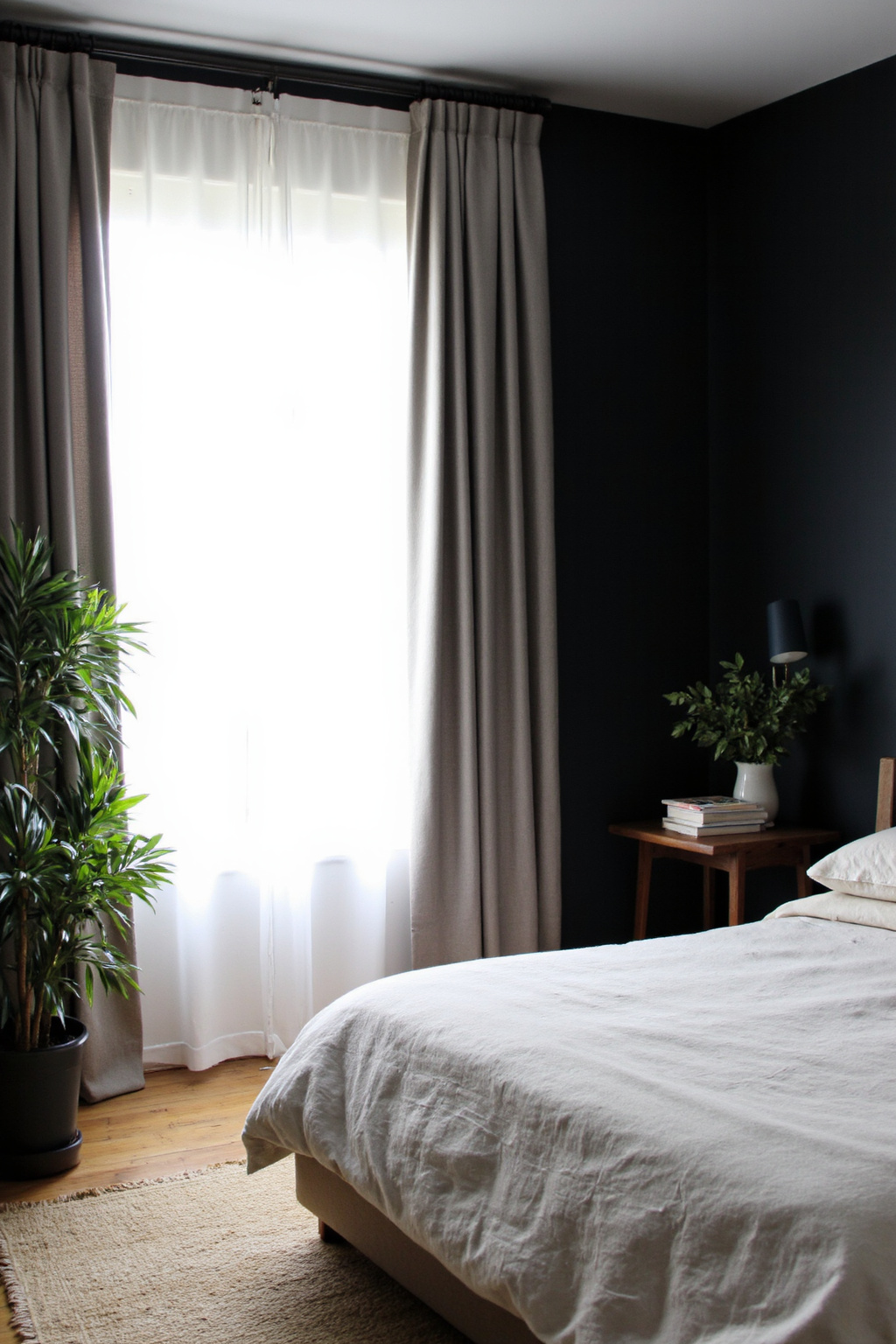 moody bedroom, black walls bedroom, dark cozy bedroom, bedrooms ideas, moody bedroom ideas