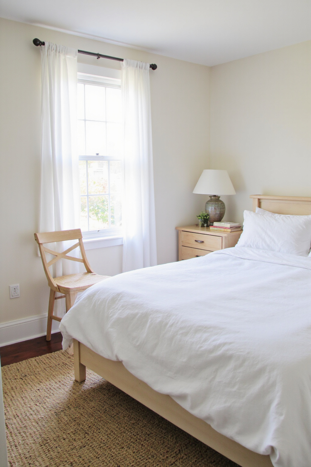 bedroom wall colors, best bedroom colors, calming bedroom color schemes, soothing colors for bedroom, bedroom calming colors