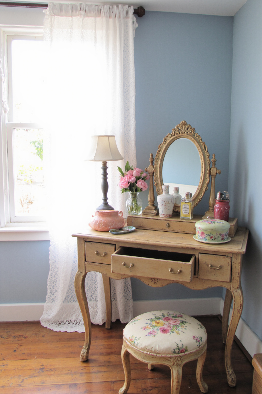 farmhouse bedroom ideas, modern farmhouse bedroom, farmhouse bedroom set, lakehouse bedroom, remodel bedroom