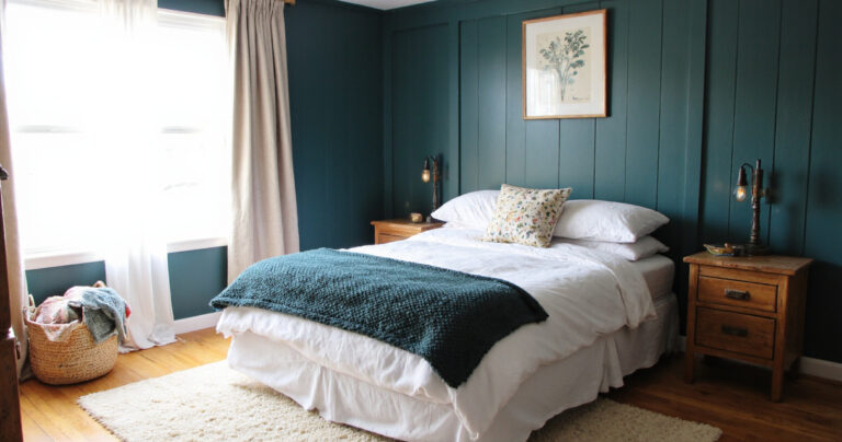 dark teal bedroom, teal bedroom, teal bedroom ideas, dark teal bedroom ideas, teal accent walls