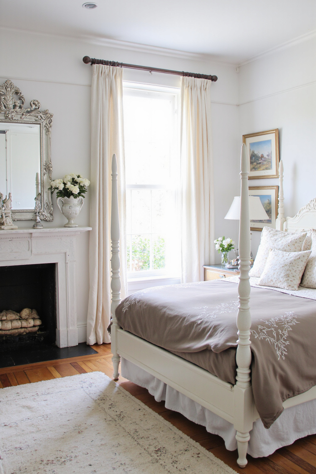 taupe bedroom ideas, taupe bedroom, taupe white bedroom, neutral bedrooms with pop of color, beige bedroom decor